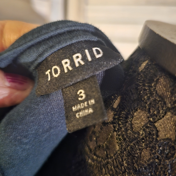 Torrid Dark Green soft zip front dress. - Picture 8 of 10